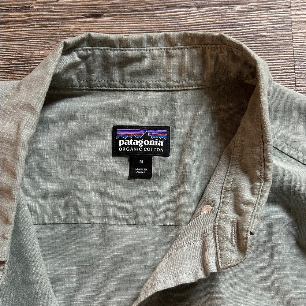 Men’s Button Up - Picture 2 of 3